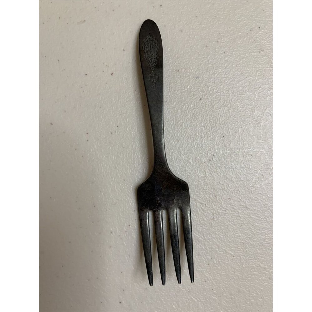 ANTIQUE, VINTAGE COLLECTIBLE BABY FORK 4" COMMUNITY SILVER PLATE